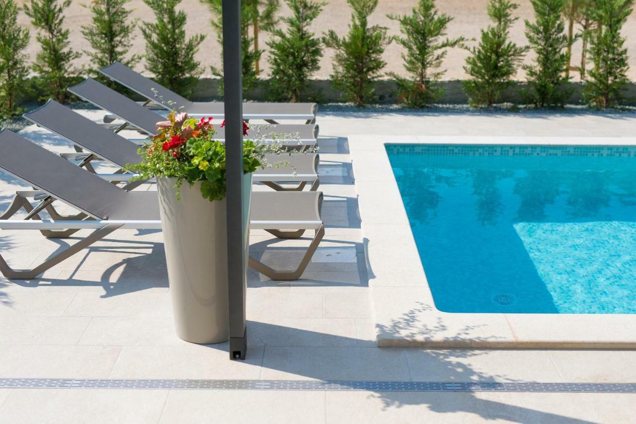 Holiday Home Elegant Vrh  Luaran gambar